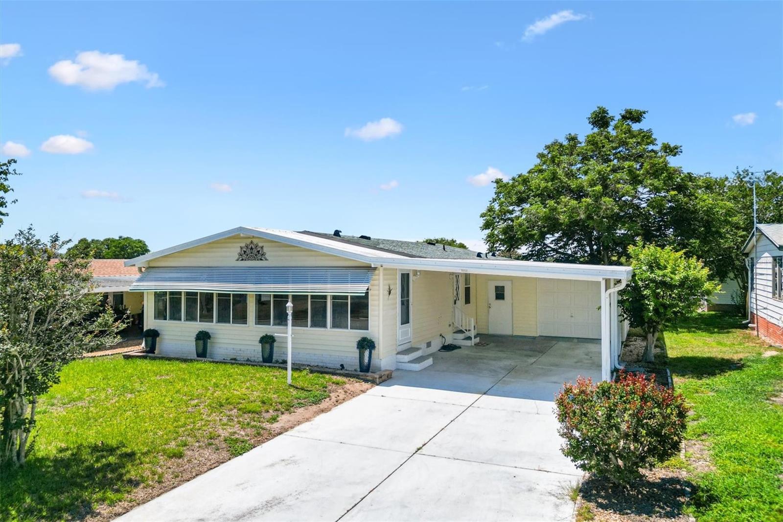1616 BAYHILL DR, LADY LAKE, FL