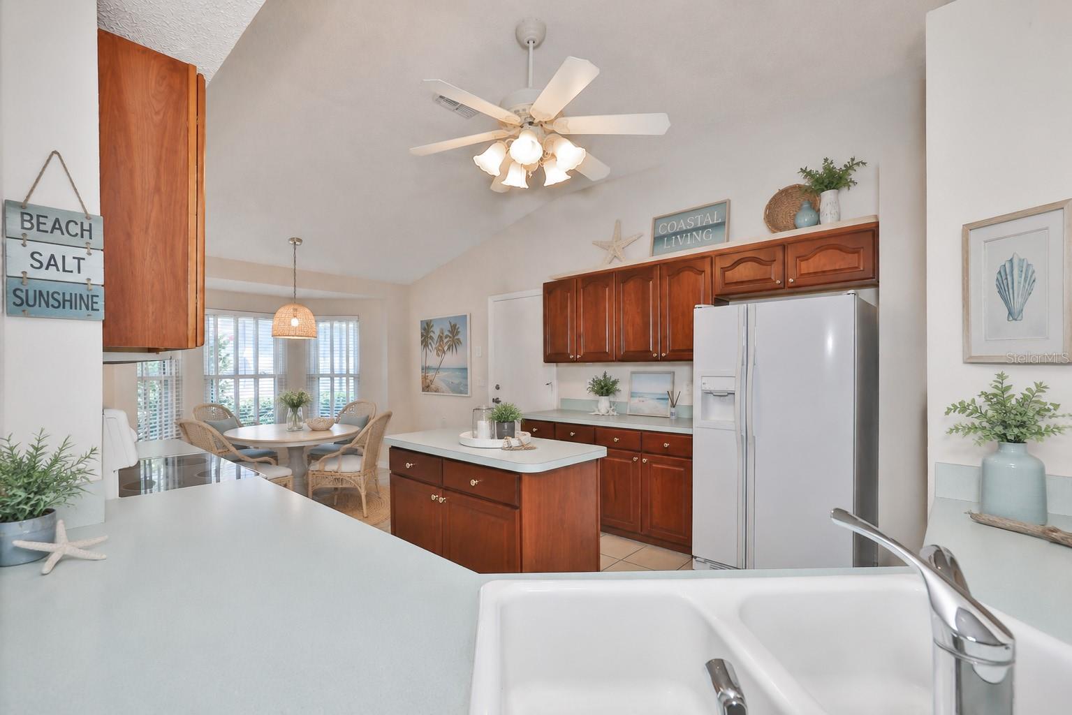 951 VILLEROY GREENS DR, SUN CITY CENTER, FL — photo 12