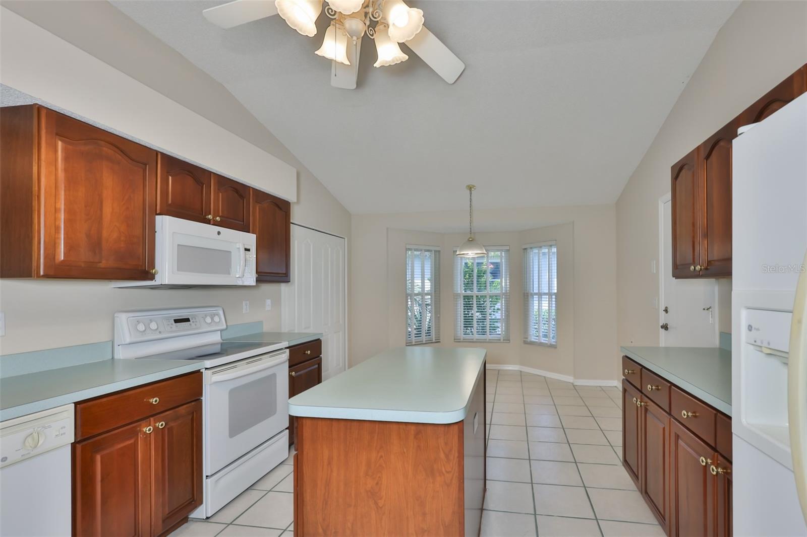 951 VILLEROY GREENS DR, SUN CITY CENTER, FL — photo 13