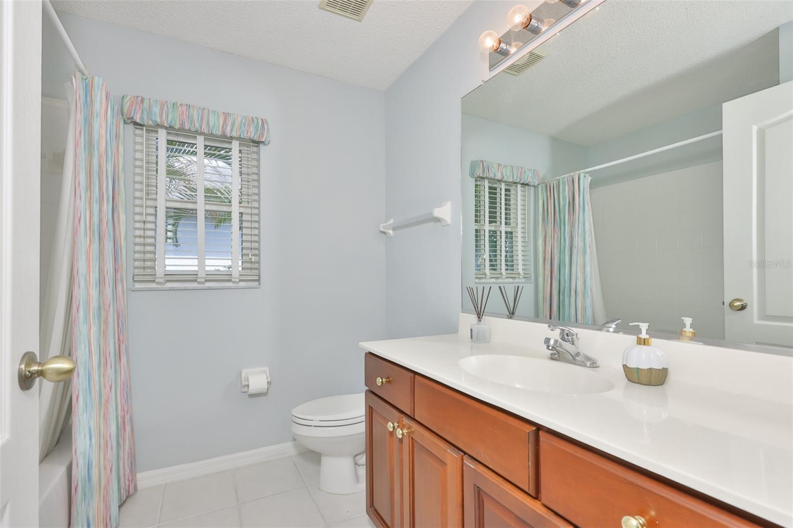 951 VILLEROY GREENS DR, SUN CITY CENTER, FL — photo 41