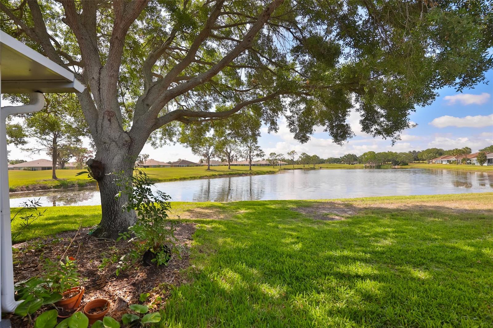 951 VILLEROY GREENS DR, SUN CITY CENTER, FL — photo 50