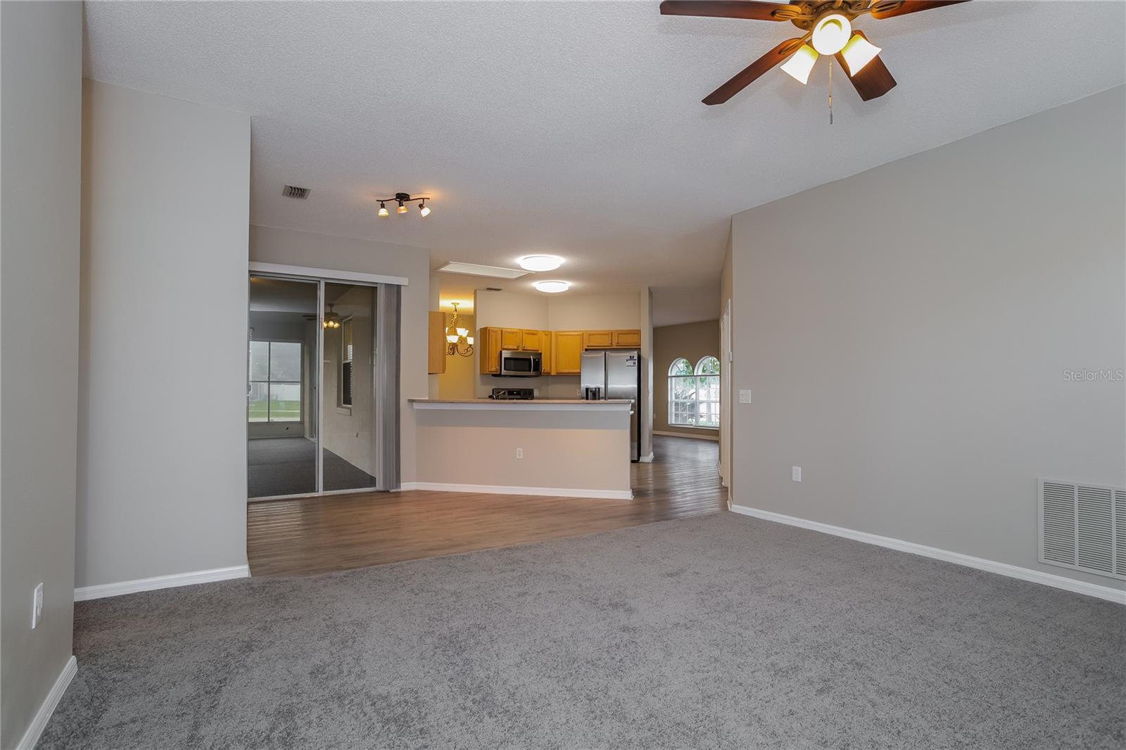 421 PEPPERMILL CIR, KISSIMMEE, FL — photo 3