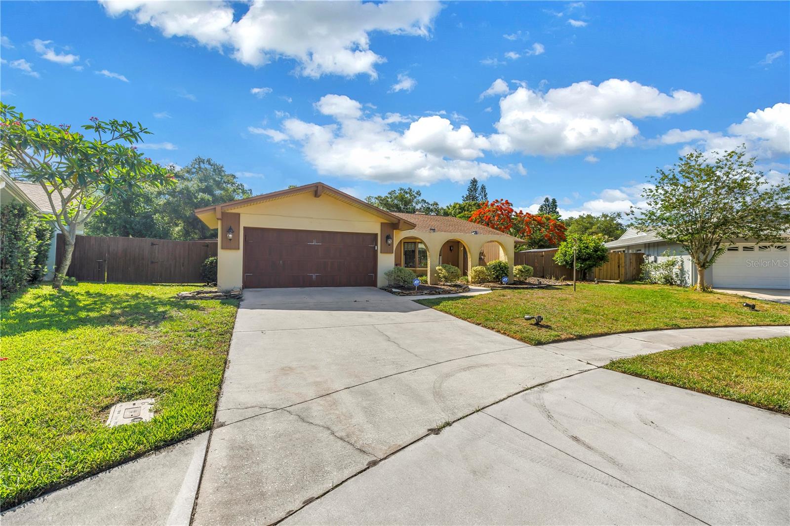 10657 DEL PRADO DR E, LARGO, FL — photo 4