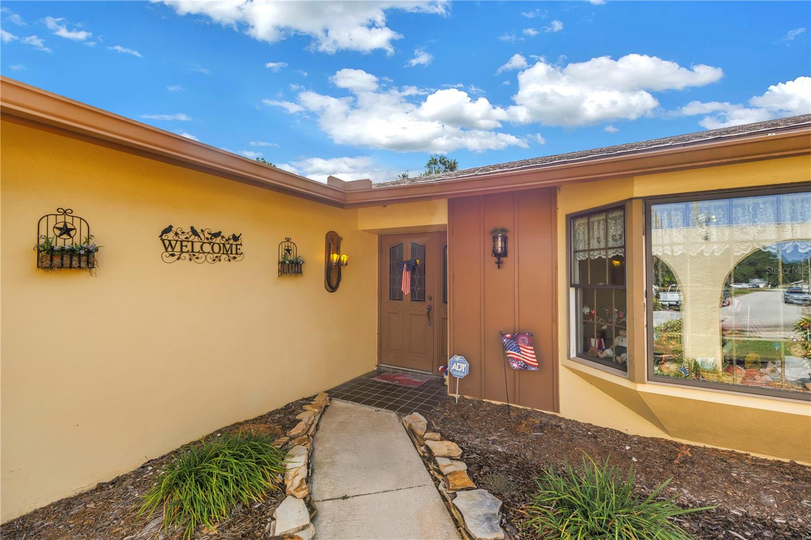 10657 DEL PRADO DR E, LARGO, FL — photo 7