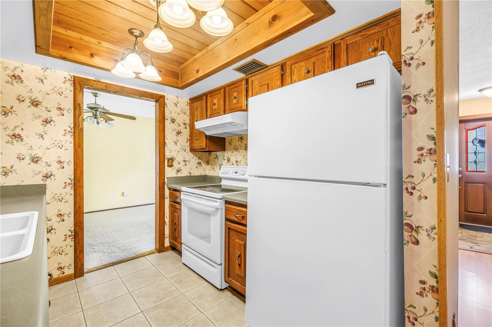 10657 DEL PRADO DR E, LARGO, FL — photo 29