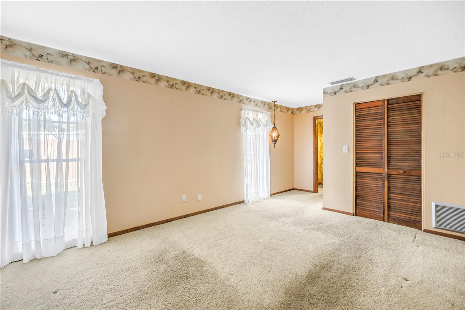 10657 DEL PRADO DR E, LARGO, FL — photo 32