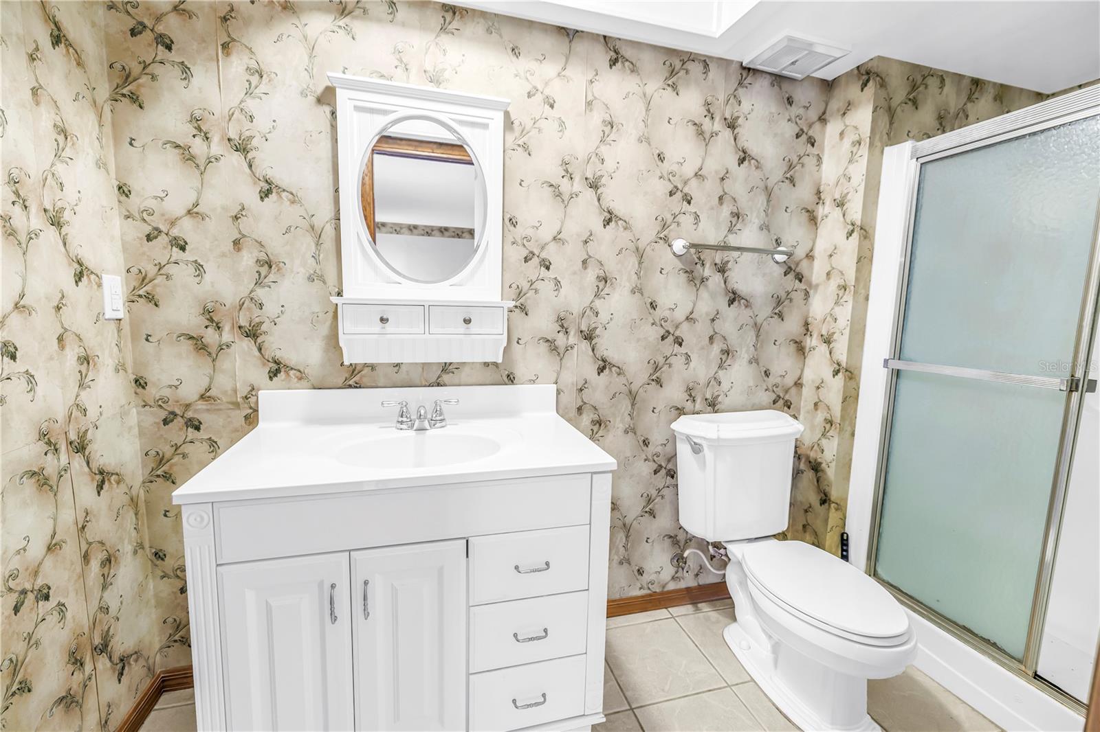 10657 DEL PRADO DR E, LARGO, FL — photo 34