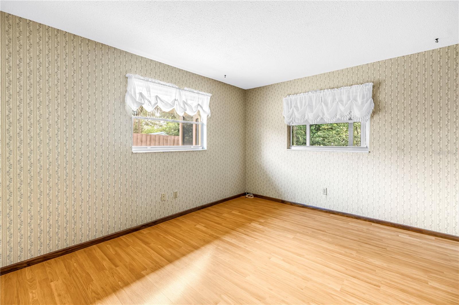 10657 DEL PRADO DR E, LARGO, FL — photo 41