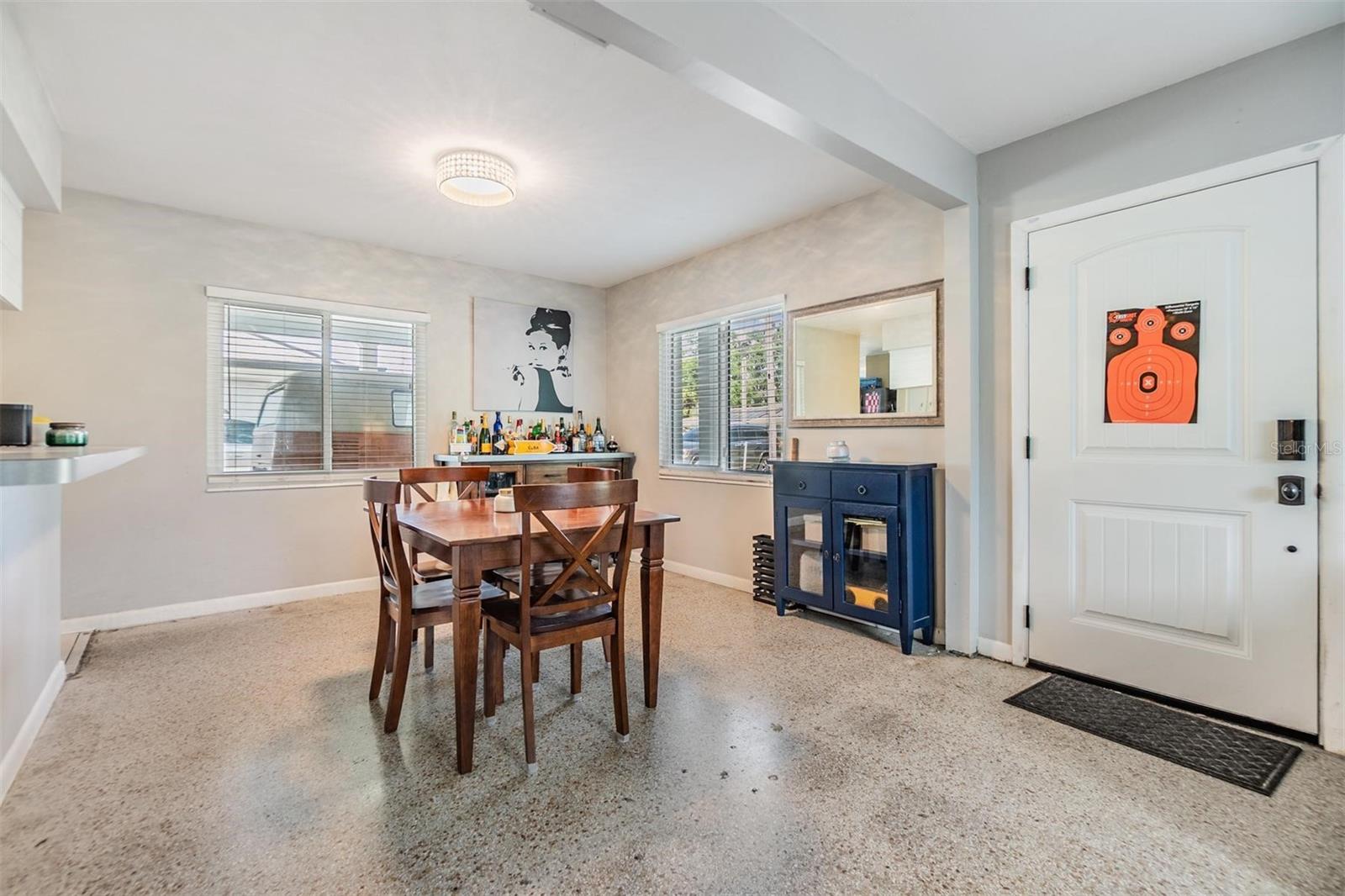 2808 W LAKE AVE, TAMPA, FL — photo 8