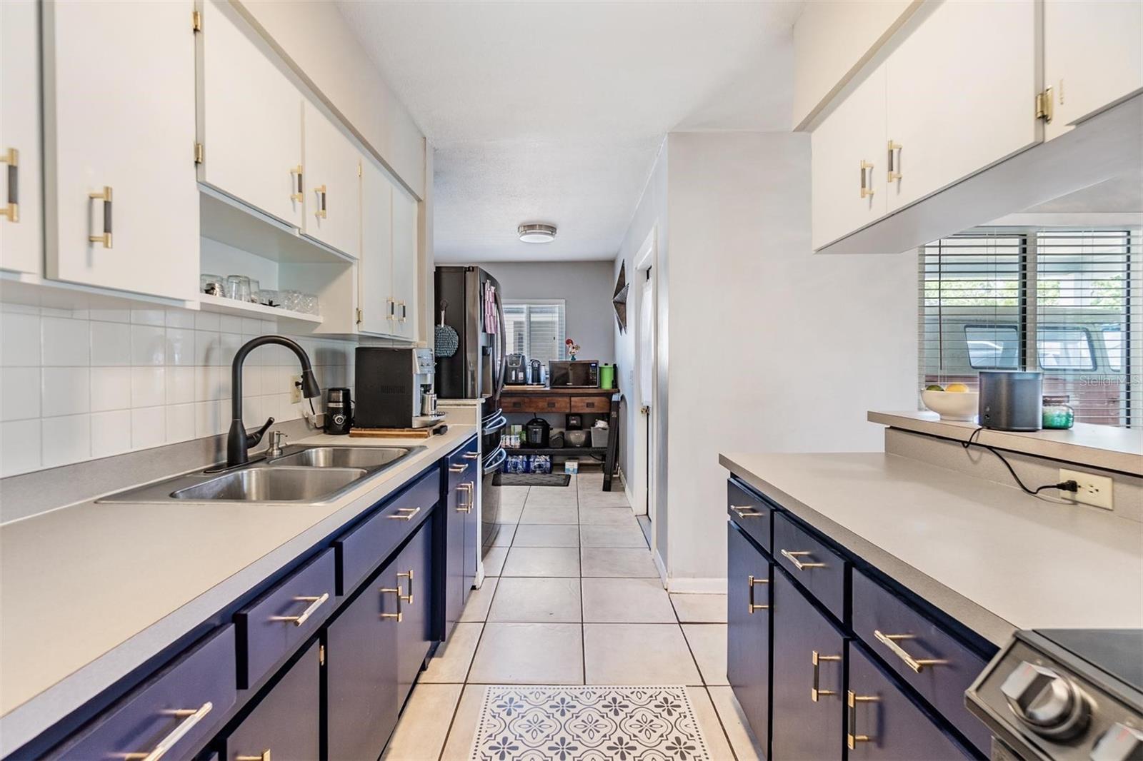 2808 W LAKE AVE, TAMPA, FL — photo 15