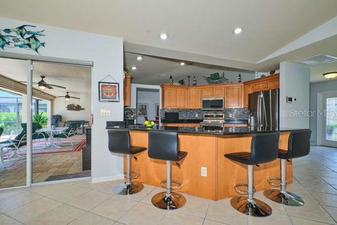 844 NE 6TH AVE, CAPE CORAL, FL — photo 23