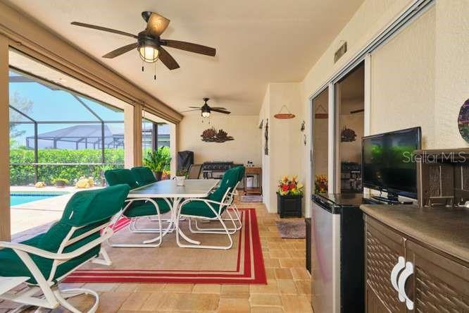 844 NE 6TH AVE, CAPE CORAL, FL — photo 37