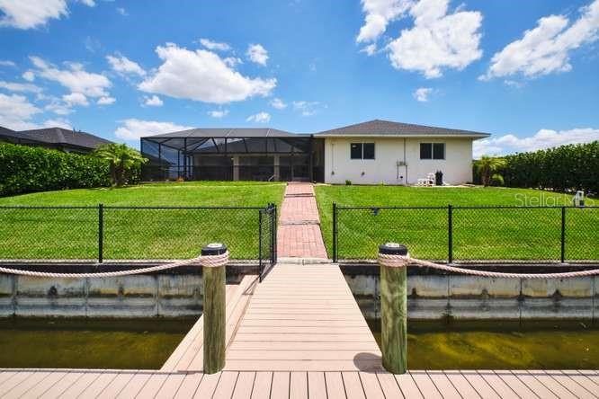 844 NE 6TH AVE, CAPE CORAL, FL — photo 47