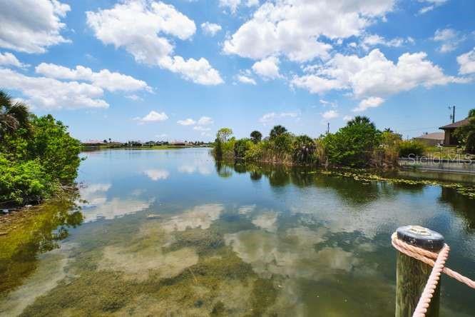 844 NE 6TH AVE, CAPE CORAL, FL — photo 49