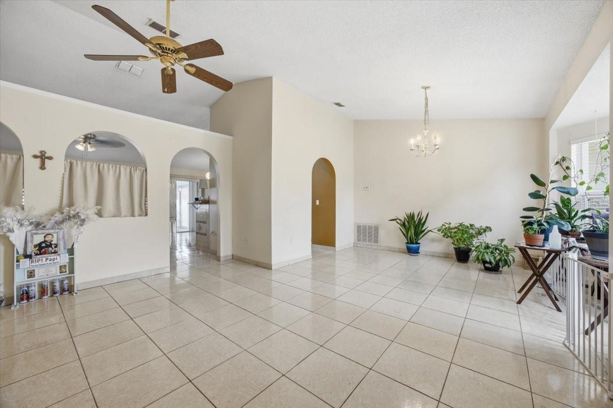 182 BIRMINGHAM DR, KISSIMMEE, FL — photo 4