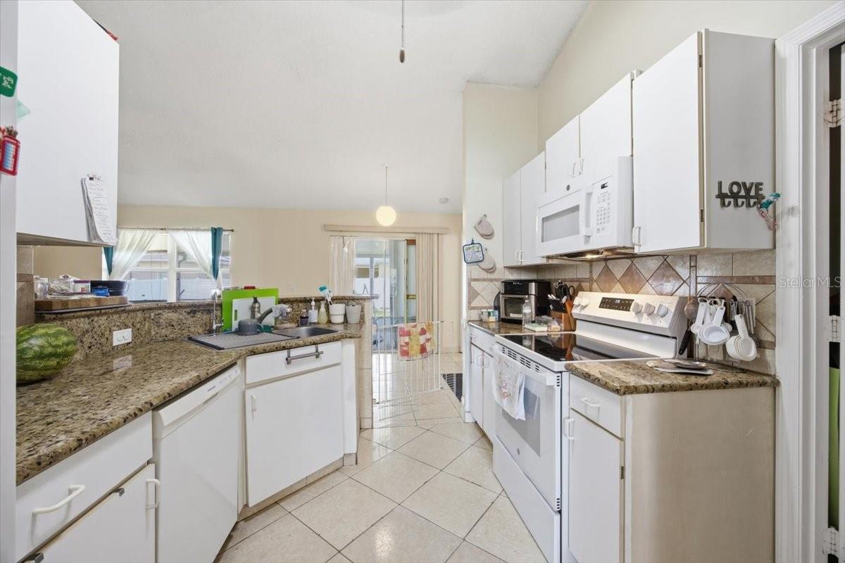 182 BIRMINGHAM DR, KISSIMMEE, FL — photo 16