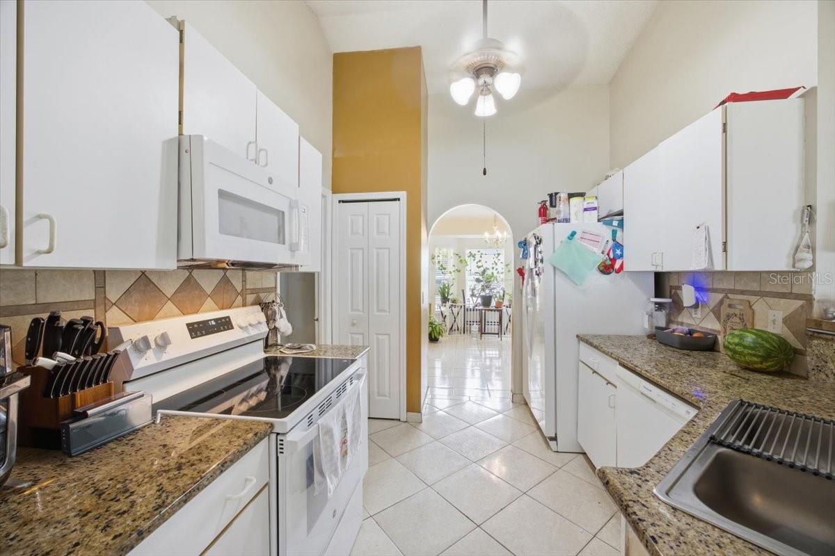 182 BIRMINGHAM DR, KISSIMMEE, FL — photo 17