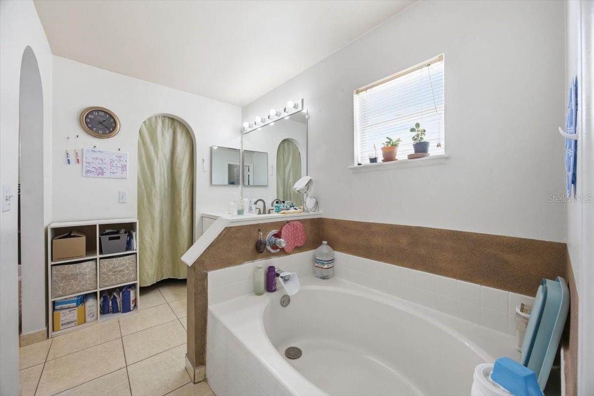 182 BIRMINGHAM DR, KISSIMMEE, FL — photo 23