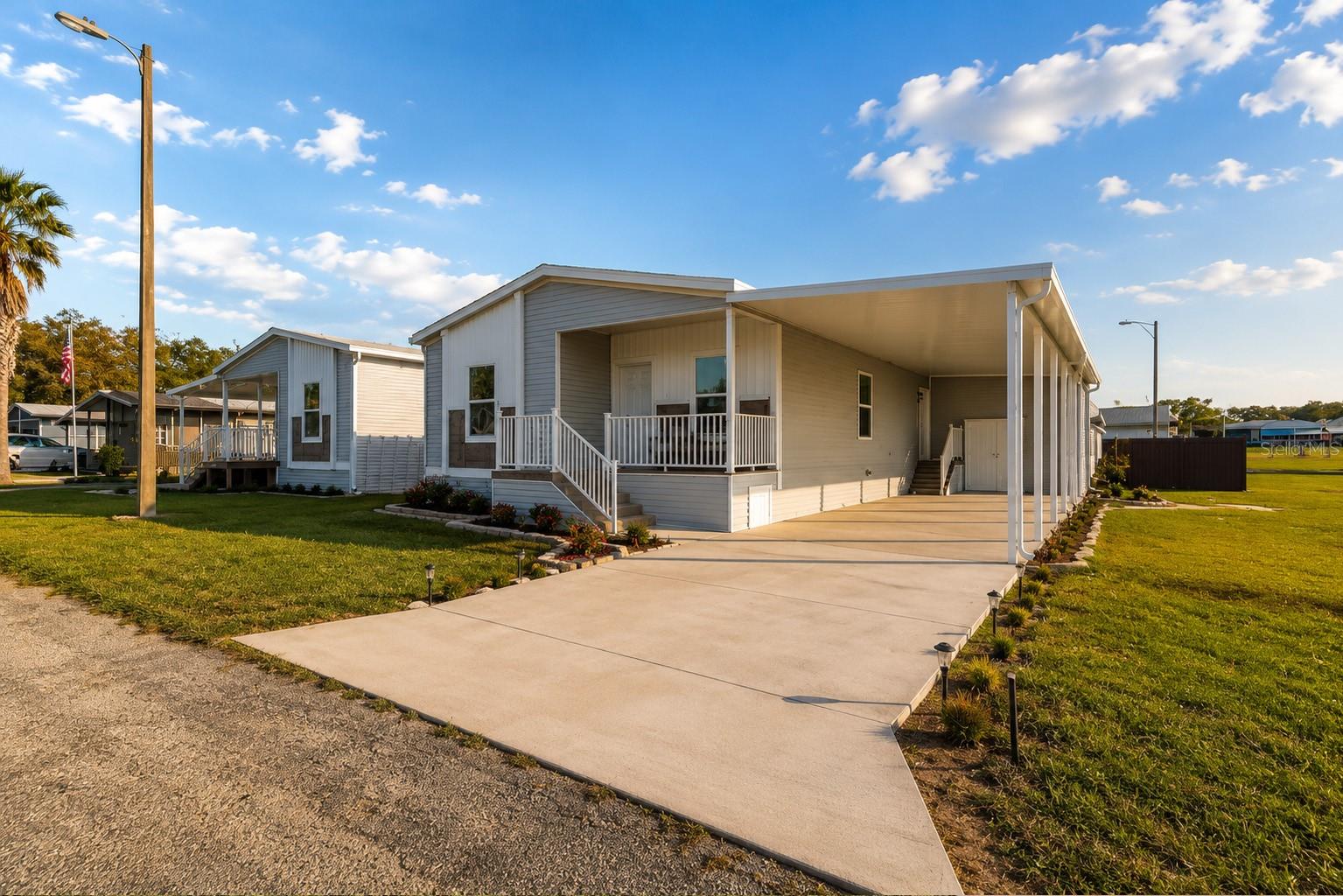 10029 HAMP DR, DADE CITY, FL — photo 2