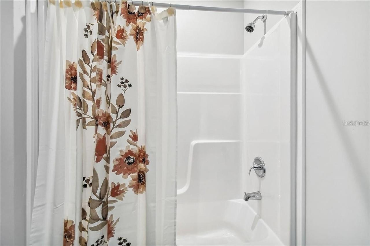 10029 HAMP DR, DADE CITY, FL — photo 28