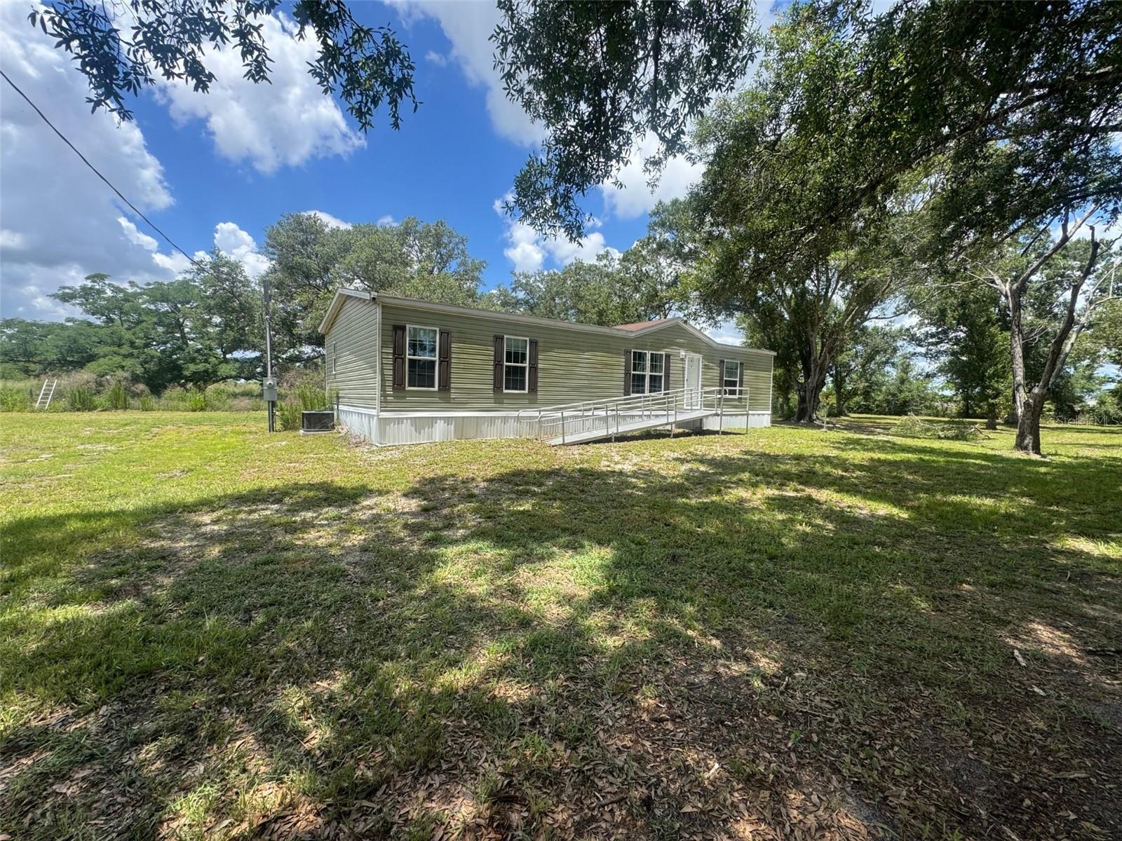 9827 SE HOTH RD, ARCADIA, FL — photo 3