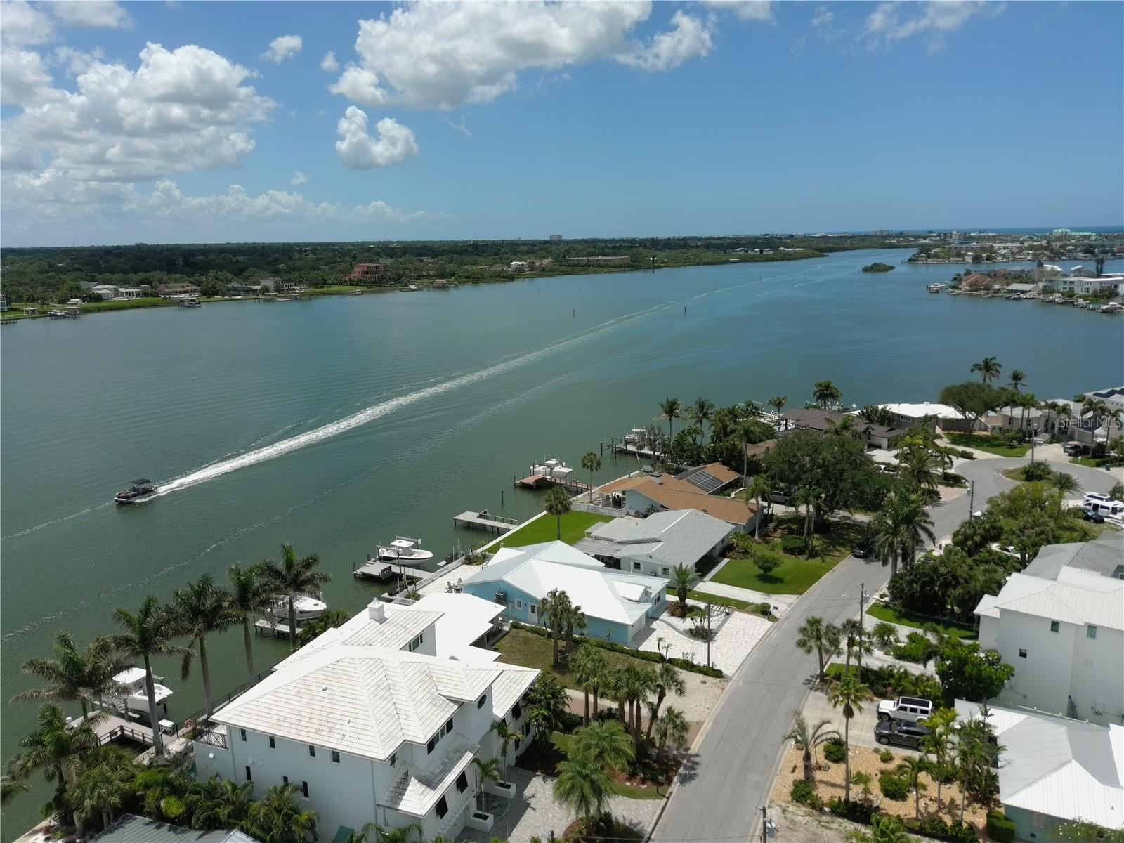 526 20TH AVE, INDIAN ROCKS BEACH, FL — photo 24