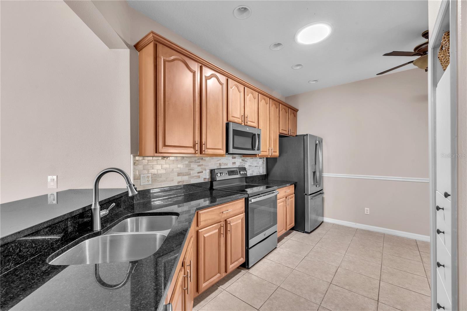 107 SHELL FALLS DR, APOLLO BEACH, FL — photo 4