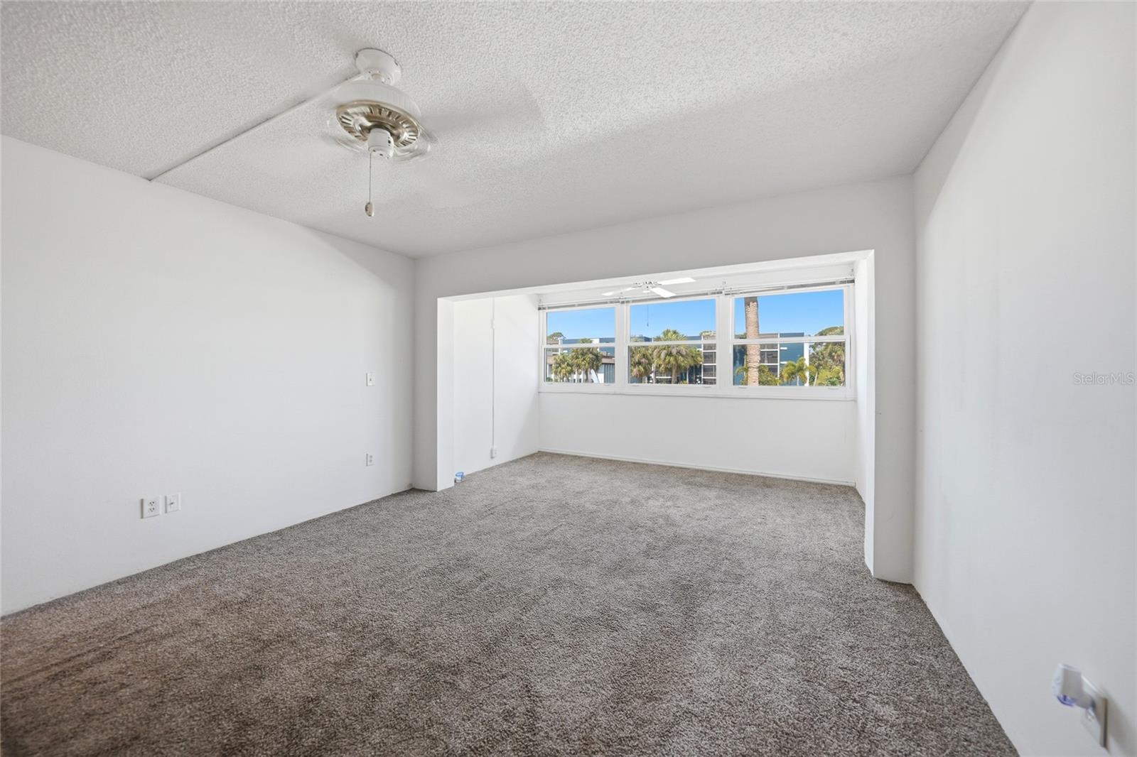 2300 AARON ST #204, PORT CHARLOTTE, FL — photo 3