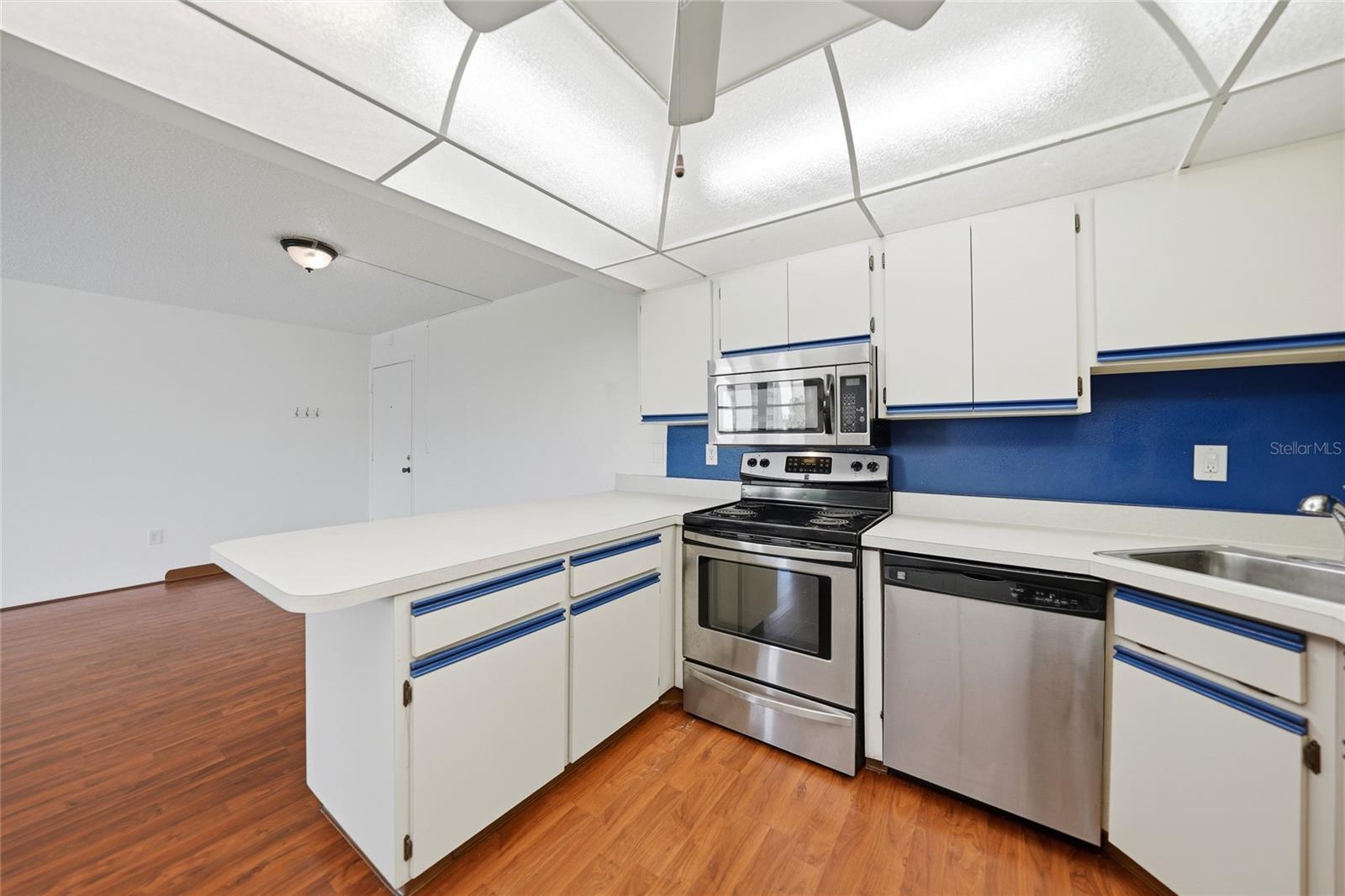 2300 AARON ST #204, PORT CHARLOTTE, FL — photo 13
