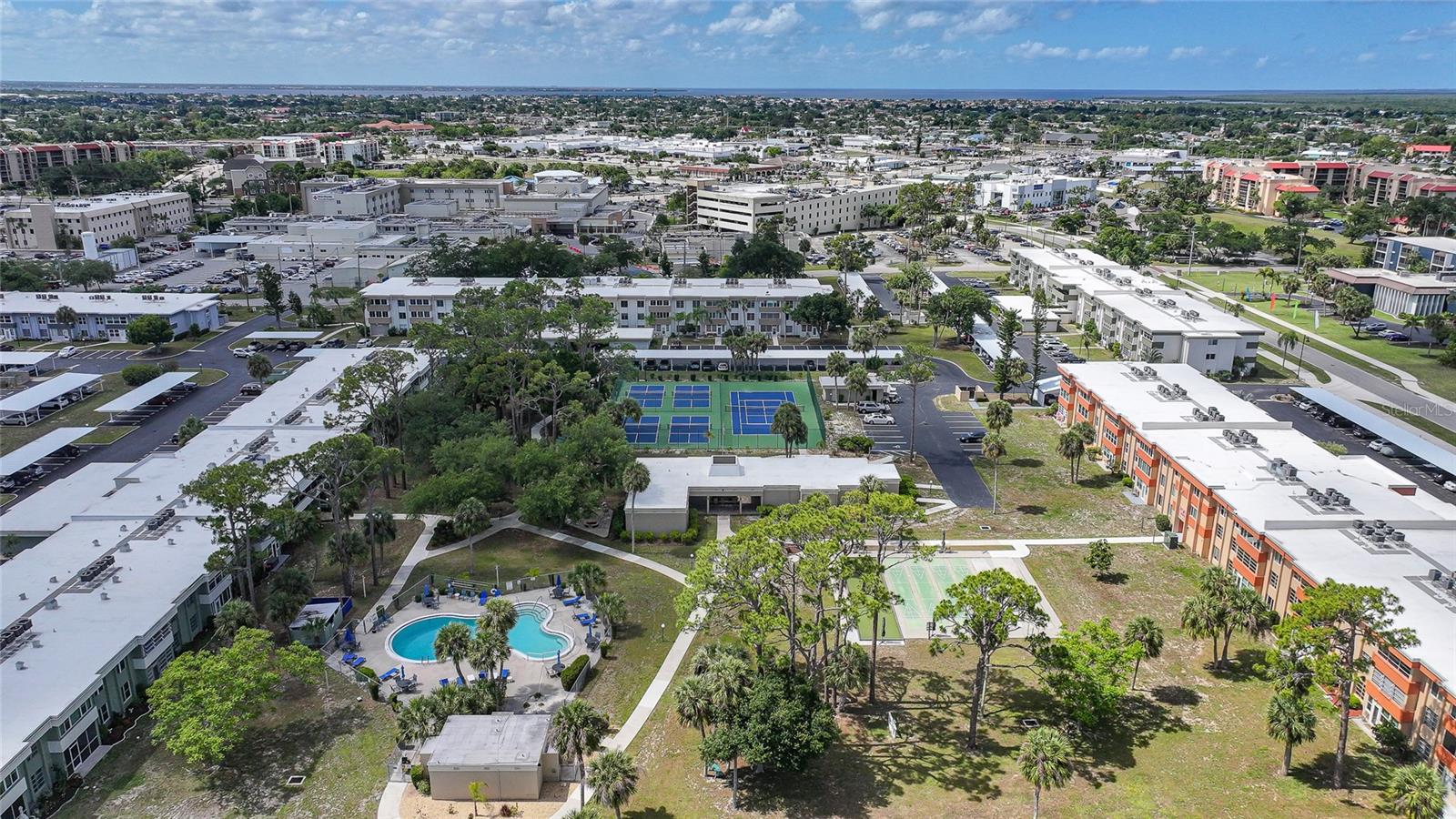 2300 AARON ST #204, PORT CHARLOTTE, FL — photo 31