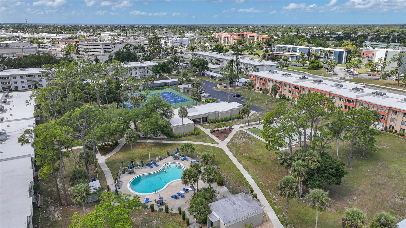 2300 AARON ST #204, PORT CHARLOTTE, FL — photo 33