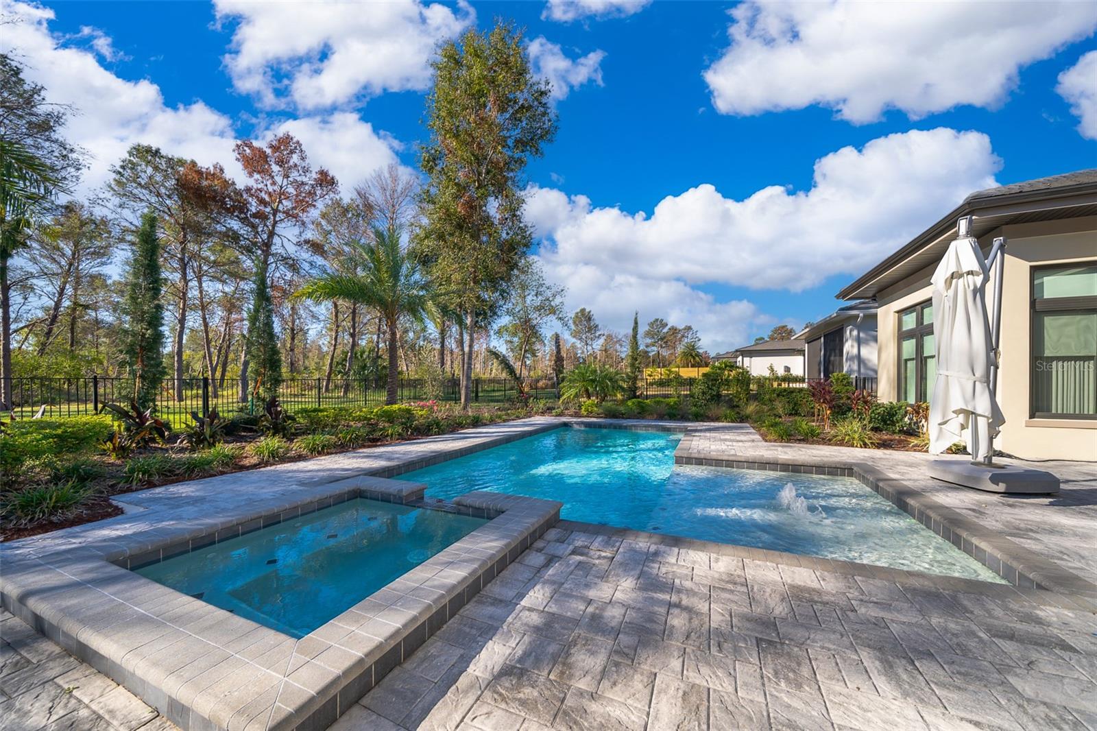15144 PENDIO DR, BELLA COLLINA, FL — photo 79