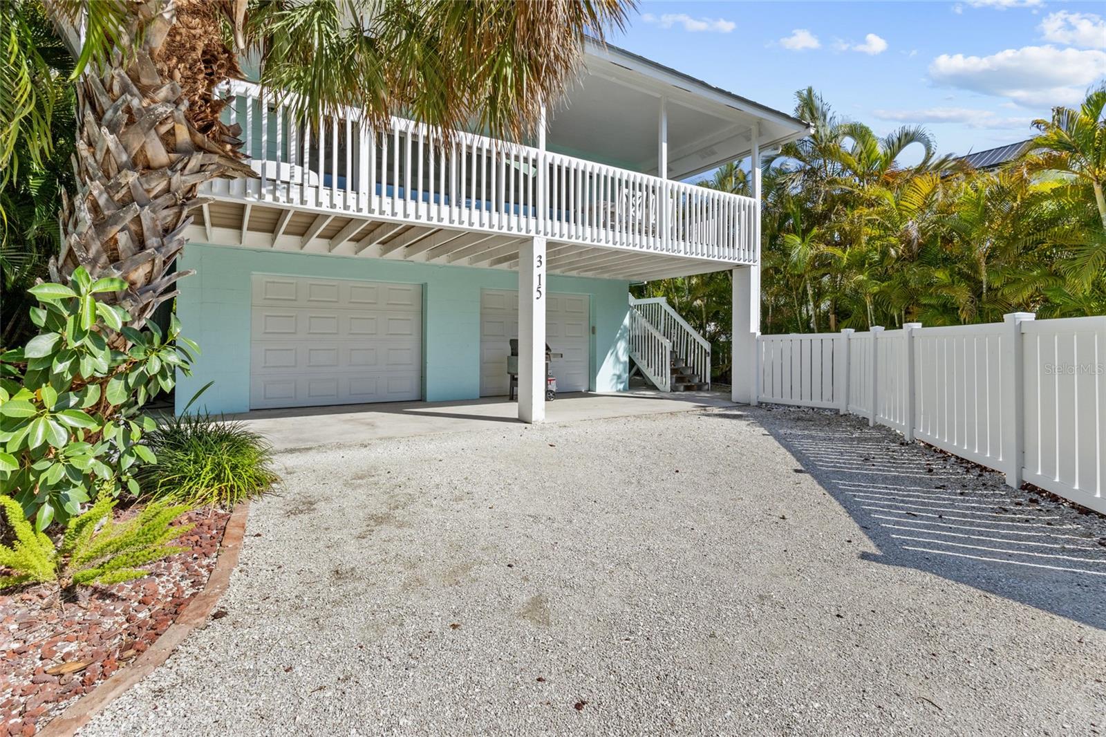 315 SPRING AVE, ANNA MARIA, FL — photo 3