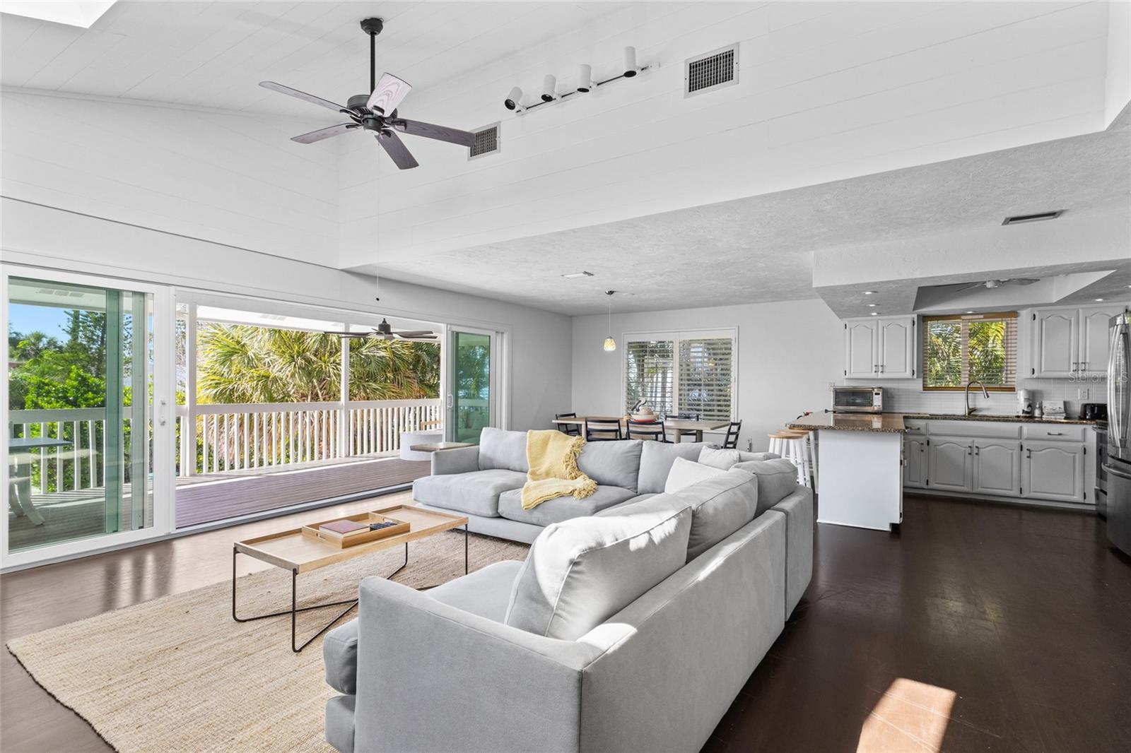 315 SPRING AVE, ANNA MARIA, FL — photo 6