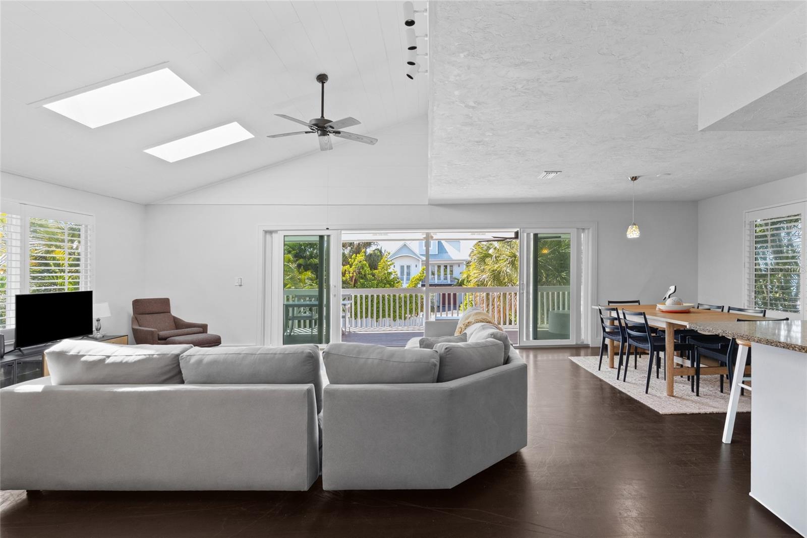 315 SPRING AVE, ANNA MARIA, FL — photo 8