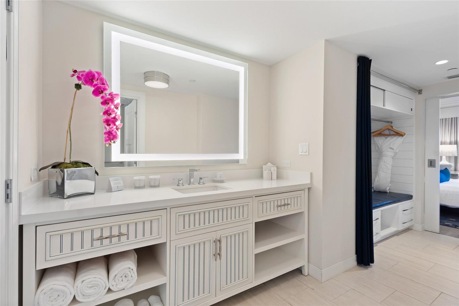 240 SANDS POINT RD #4104, LONGBOAT KEY, FL — photo 18