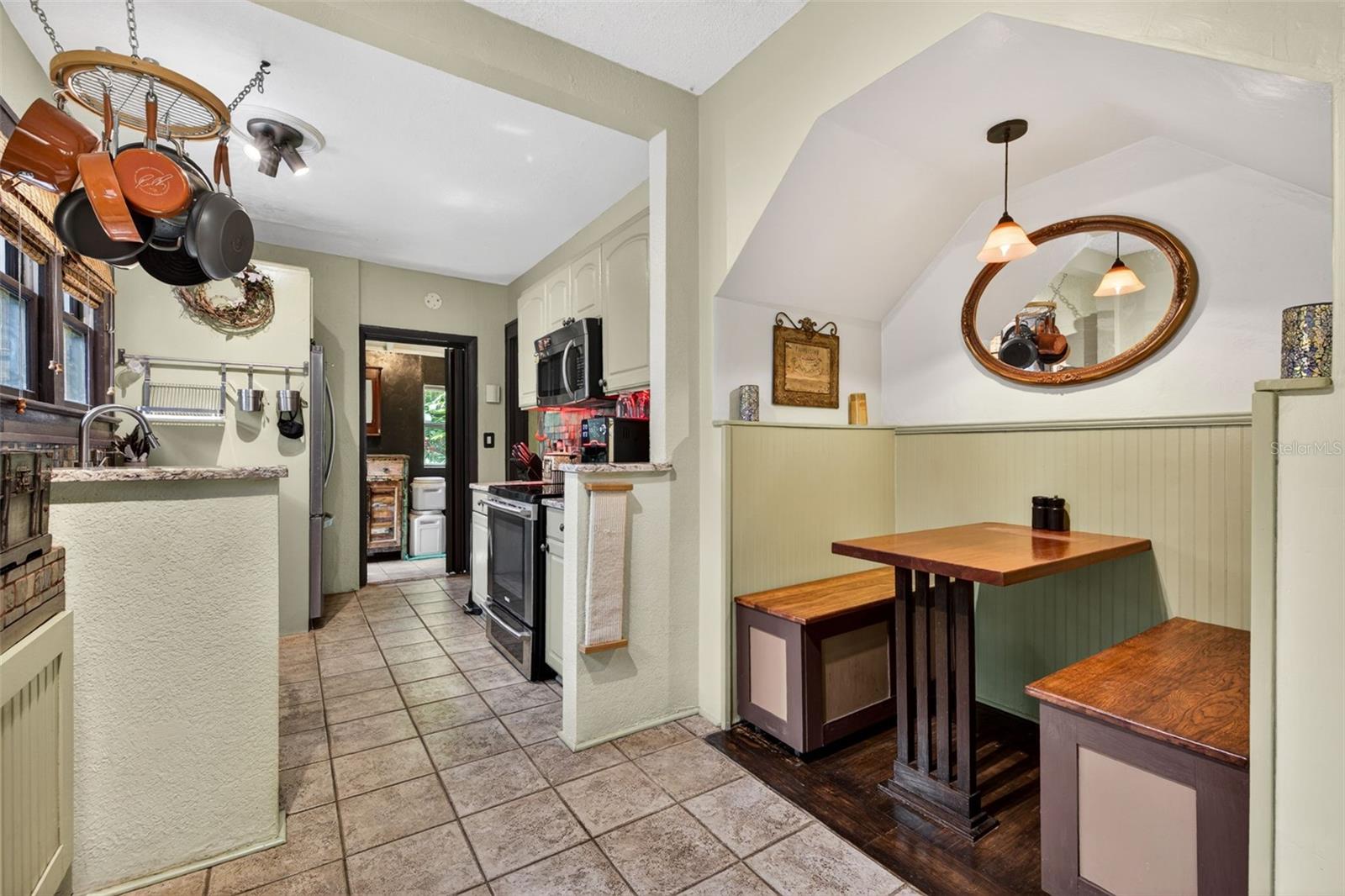 652 8TH AVE N, ST PETERSBURG, FL — photo 8