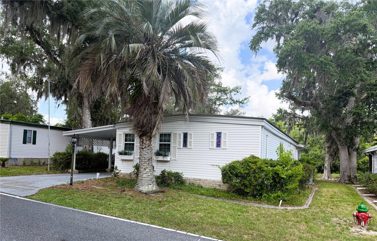 127 ROYAL PALM DR, LEESBURG, FL — photo 4