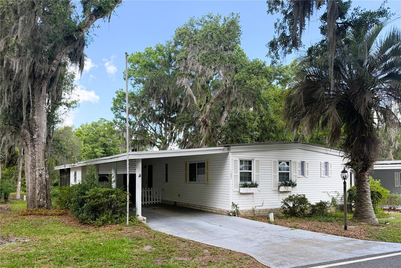 127 ROYAL PALM DR, LEESBURG, FL — photo 7