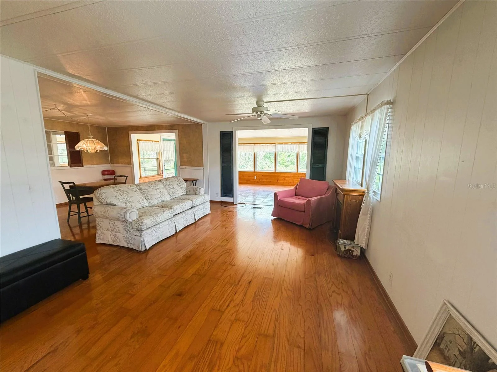 127 ROYAL PALM DR, LEESBURG, FL — photo 29