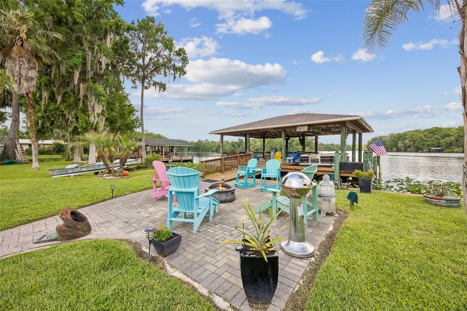 329 PARADISE CIR, SATSUMA, FL — photo 27