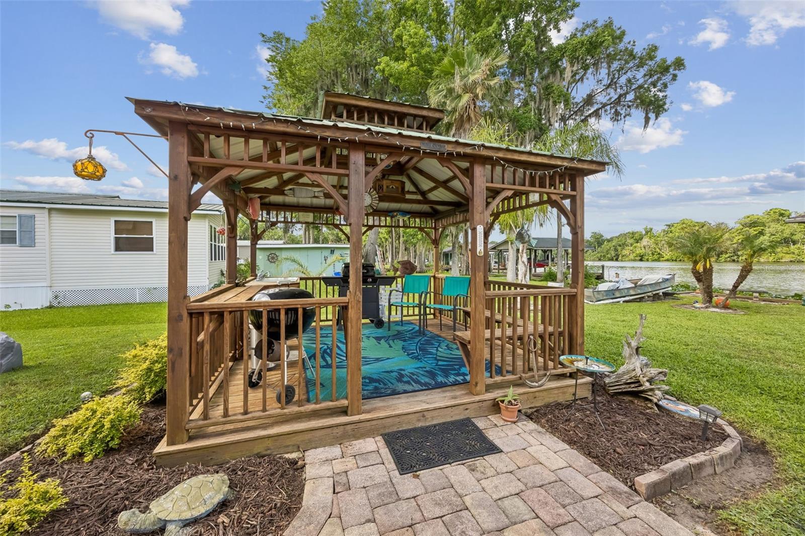 329 PARADISE CIR, SATSUMA, FL — photo 34