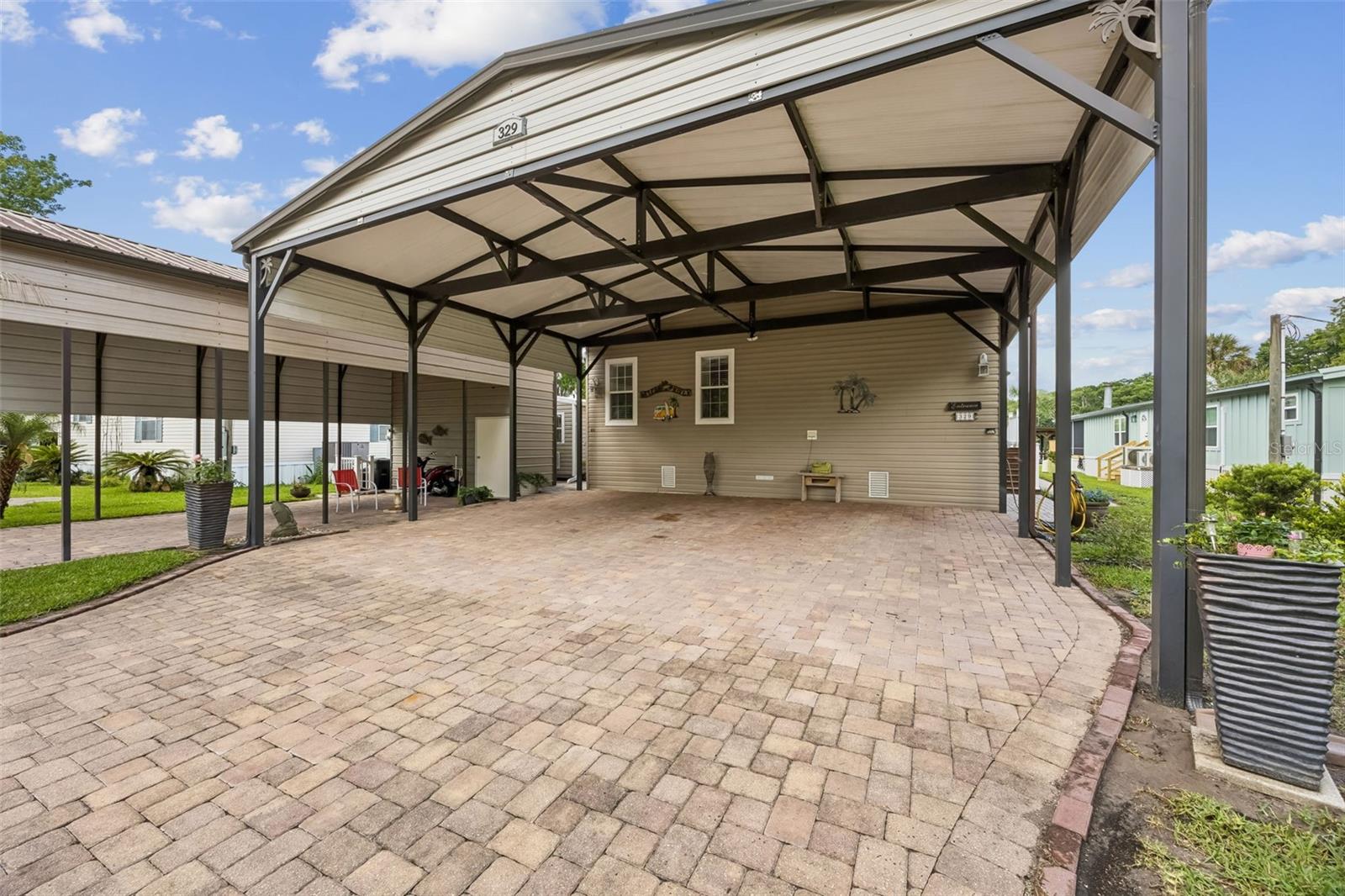 329 PARADISE CIR, SATSUMA, FL — photo 38