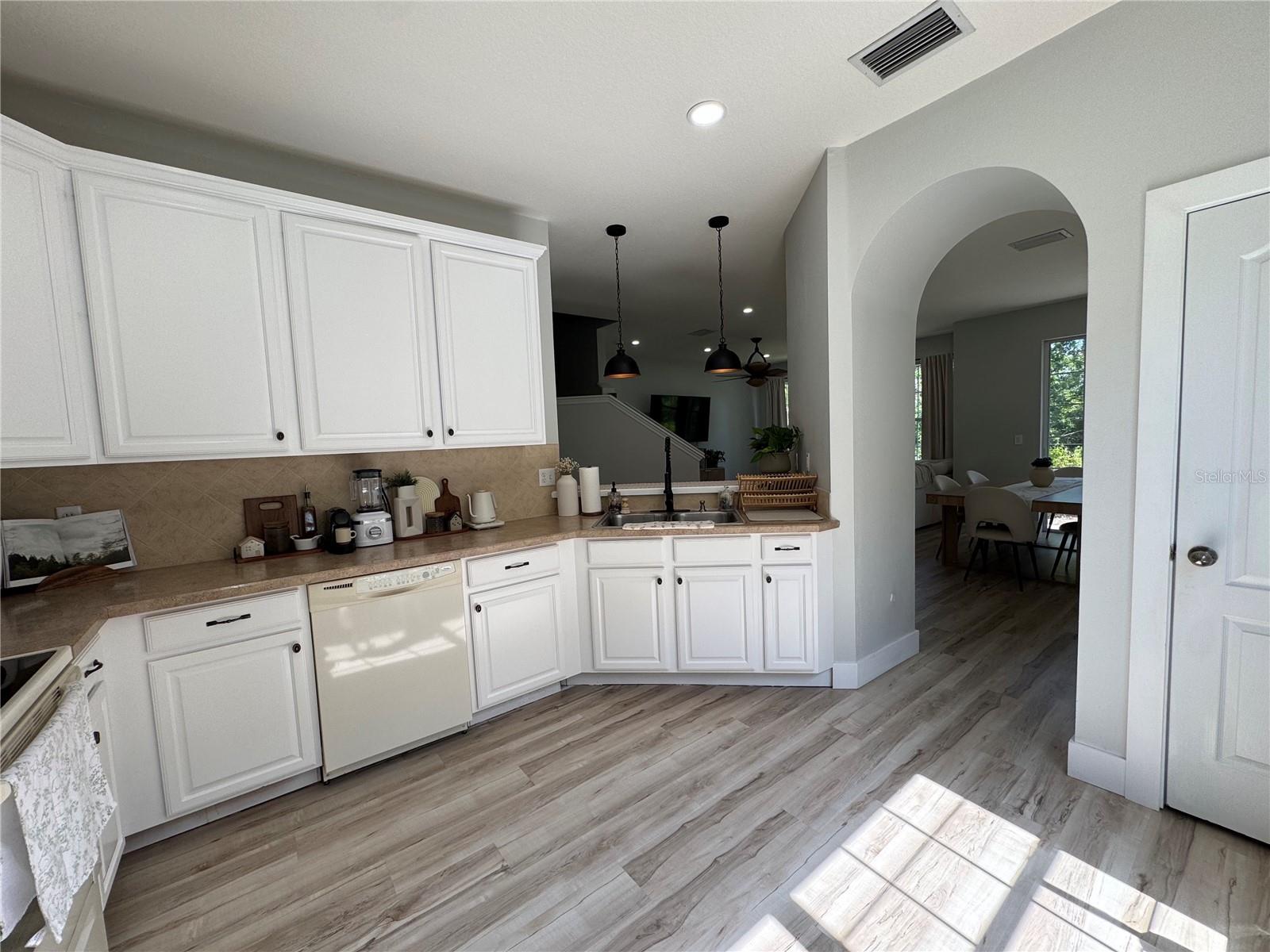 7544 RED MILL CIR, NEW PORT RICHEY, FL — photo 13