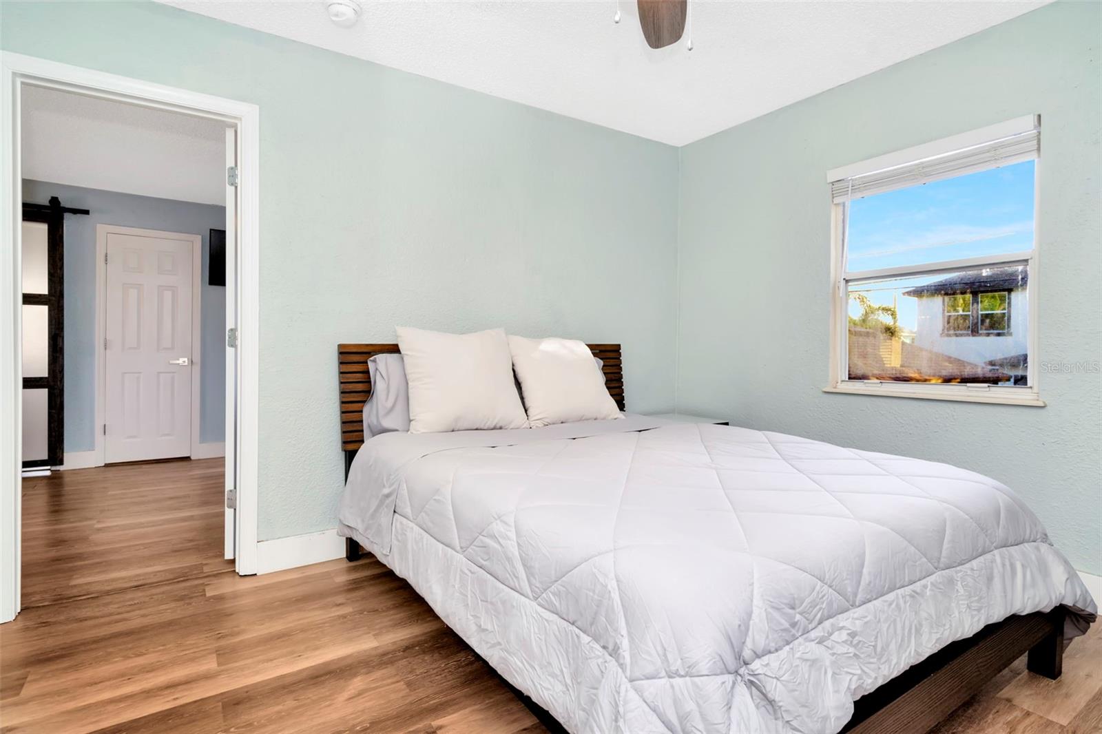 826 11TH AVE S #Apt 1, ST PETERSBURG, FL — photo 17