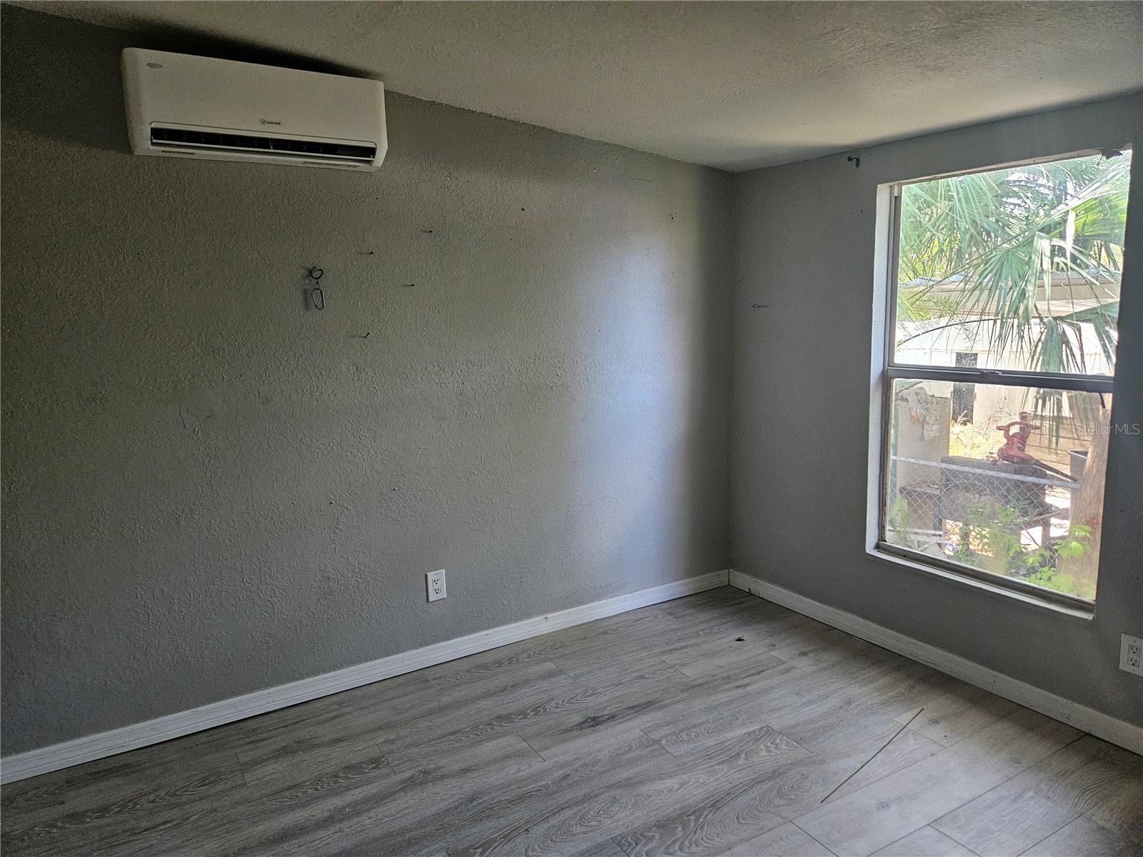 2220 20TH ST S, ST PETERSBURG, FL — photo 8