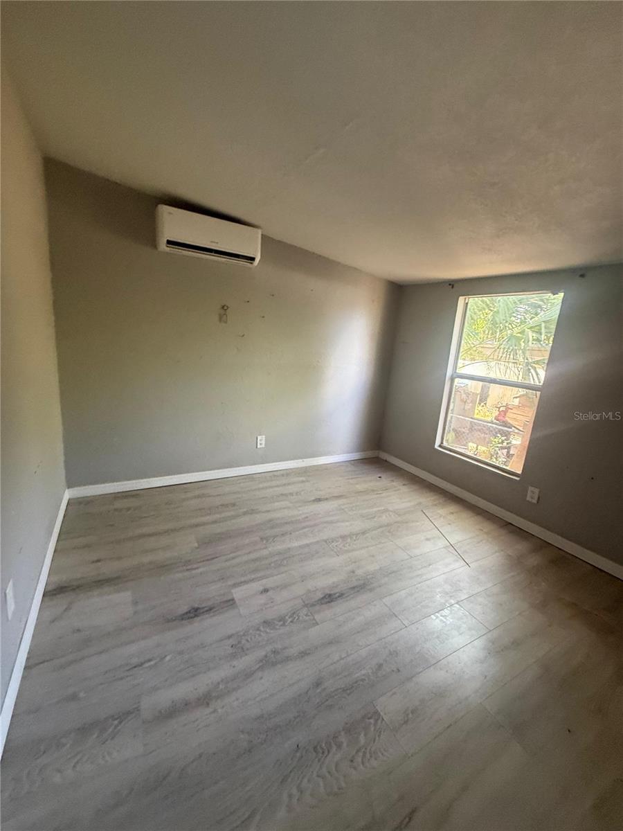 2220 20TH ST S, ST PETERSBURG, FL — photo 9
