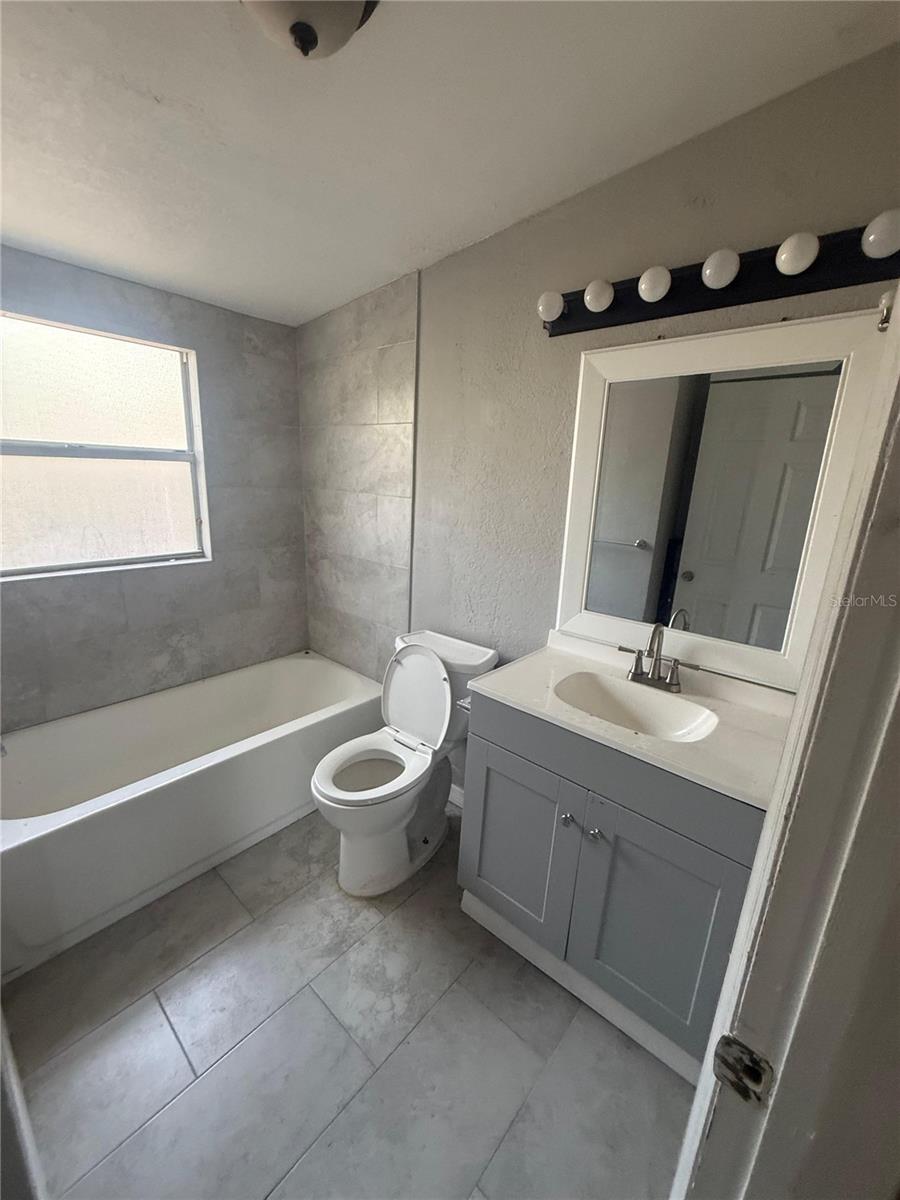 2220 20TH ST S, ST PETERSBURG, FL — photo 10