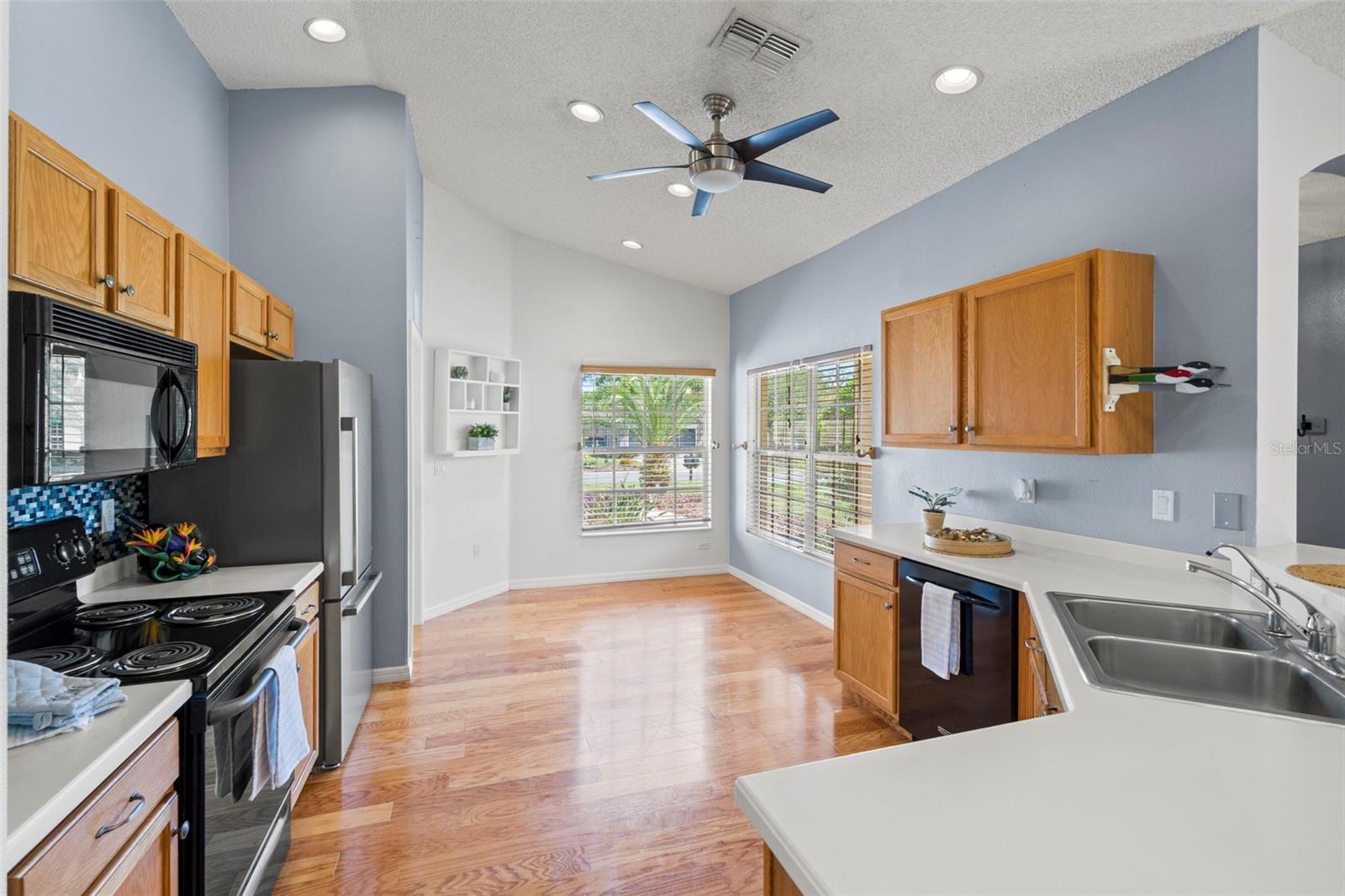 11078 HEATHROW AVE, SPRING HILL, FL — photo 23