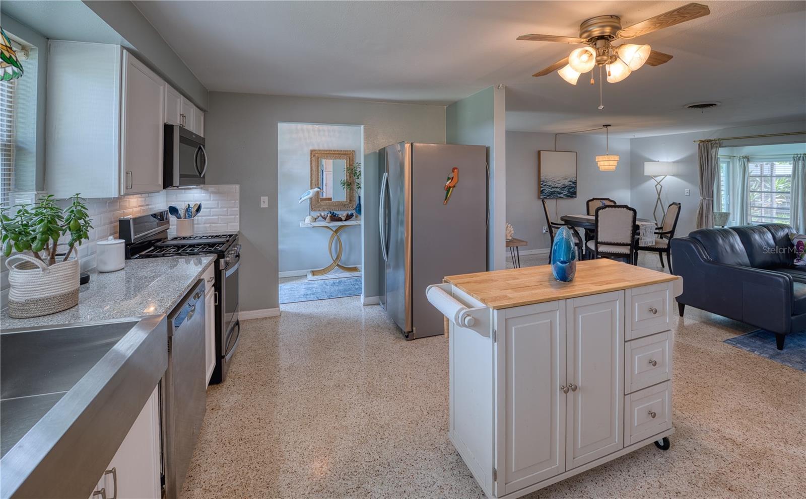 510 DONA DR, NOKOMIS, FL — photo 9